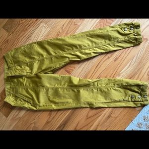 Cabi size 2 woman’s pants